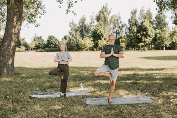 Manuel Essentiel : Créez un Programme de Fitness en Plein Air pour Seniors avec Succès